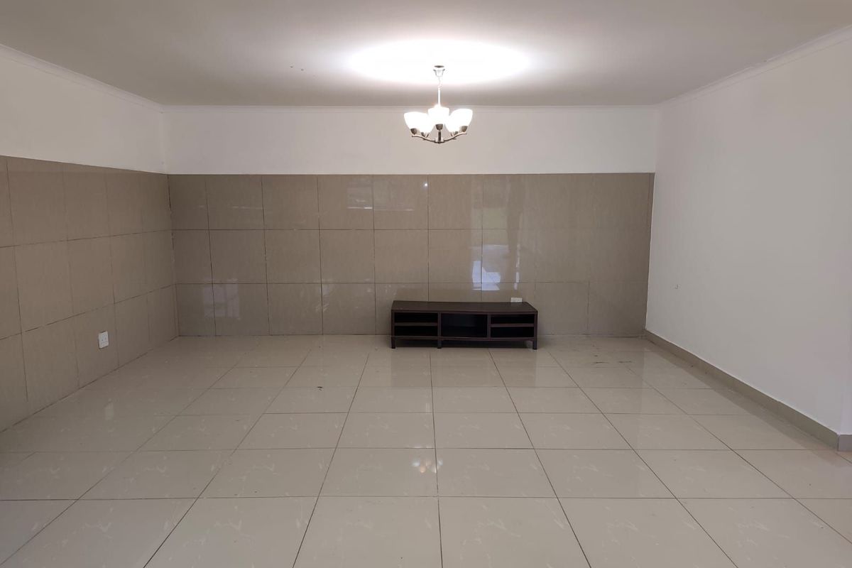 House To Rent in Chase Valley - Photo 2