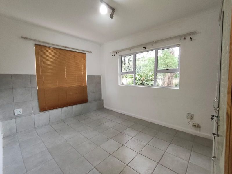 House To Rent in Chase Valley - Photo 5