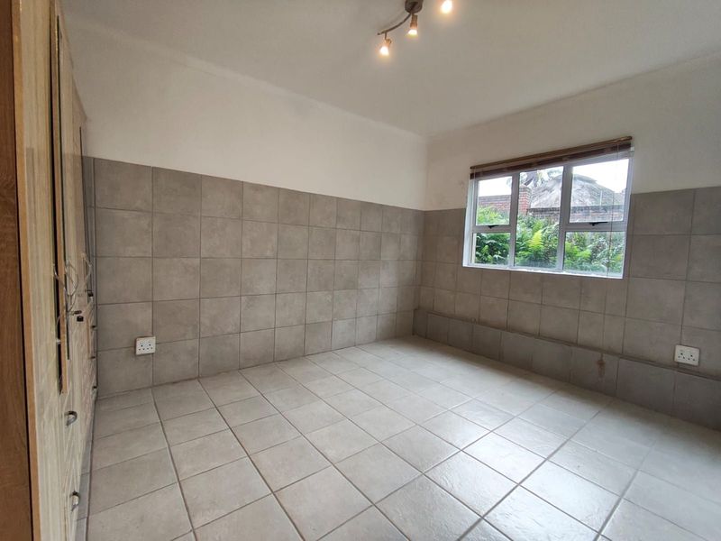 House To Rent in Chase Valley - Photo 6