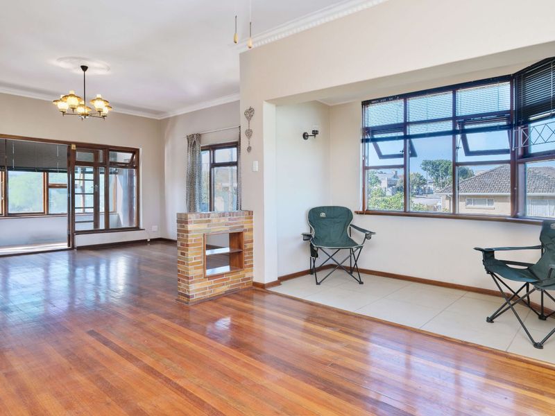 House For Sale in Glenhurd - Photo 6