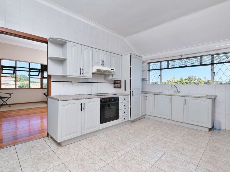 House For Sale in Glenhurd - Photo 10