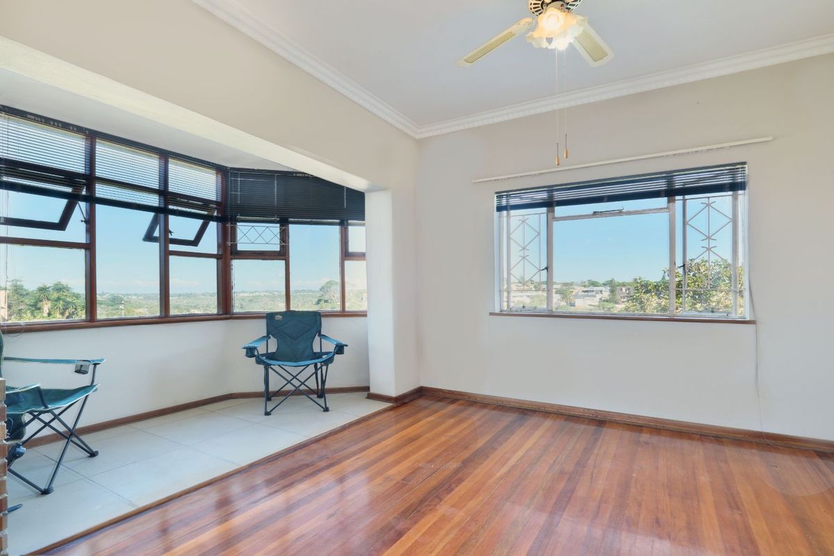 House For Sale in Glenhurd - Photo 5