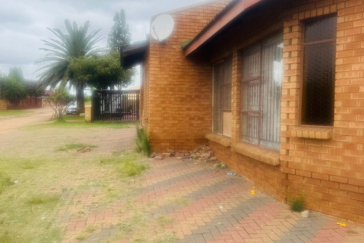 House For Sale in Kwaguqa - Photo 3