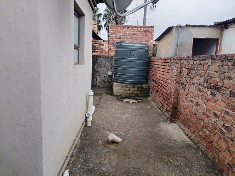 House For Sale in Mamelodi - Photo 4