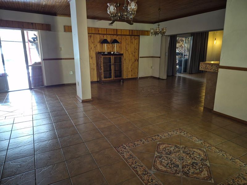 House For Sale in Kuruman Central - Photo 6