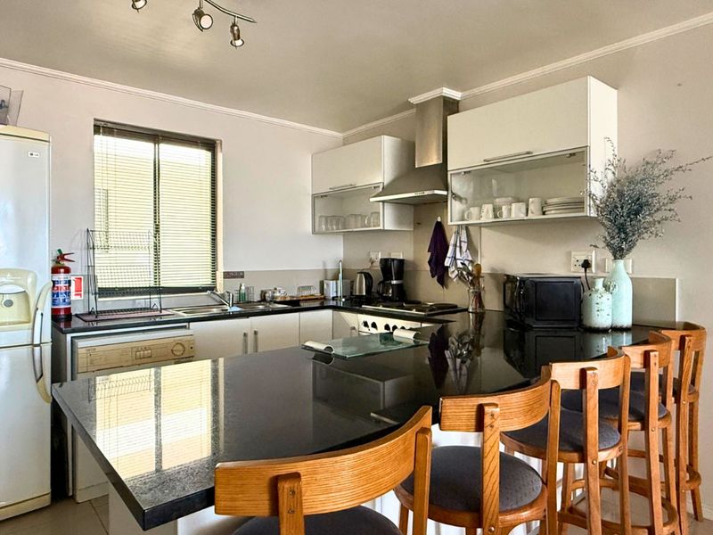 Apartment For Sale in Gansbaai Central - Photo 5