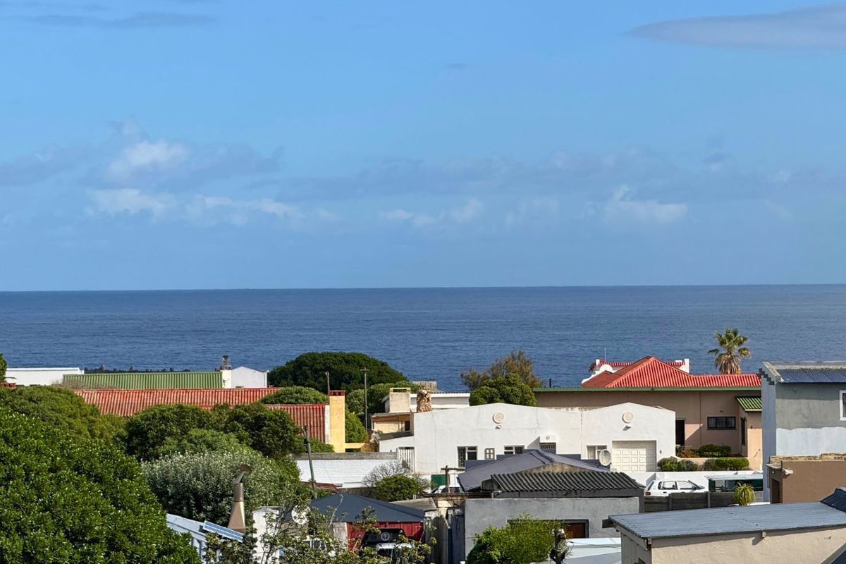 Apartment For Sale in Gansbaai Central - Photo 3
