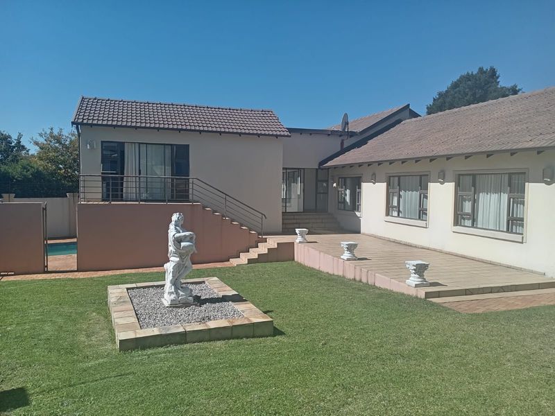 House For Sale in Horison - Photo 6