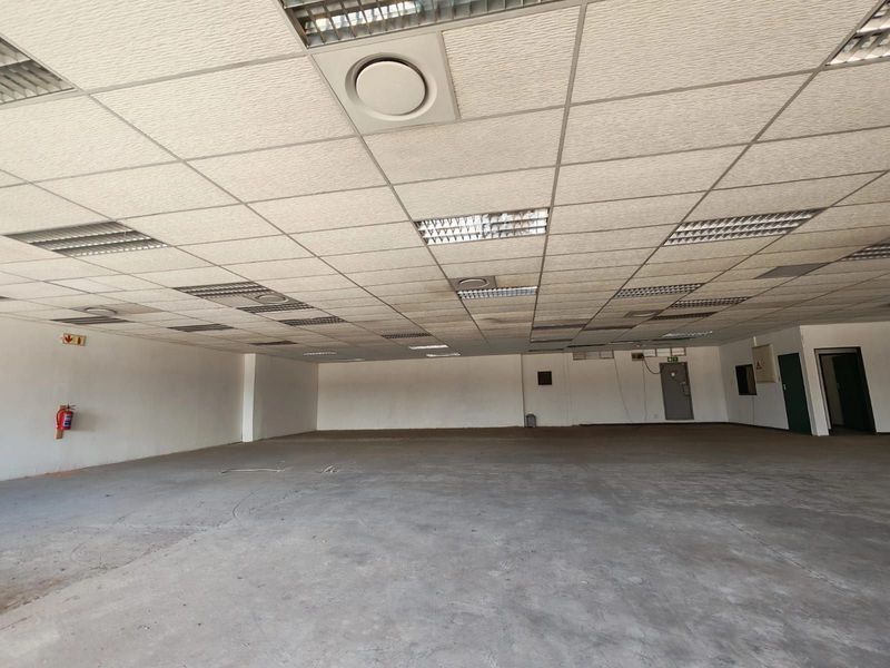 Commercial To Rent in Brakpan Central - Photo 2