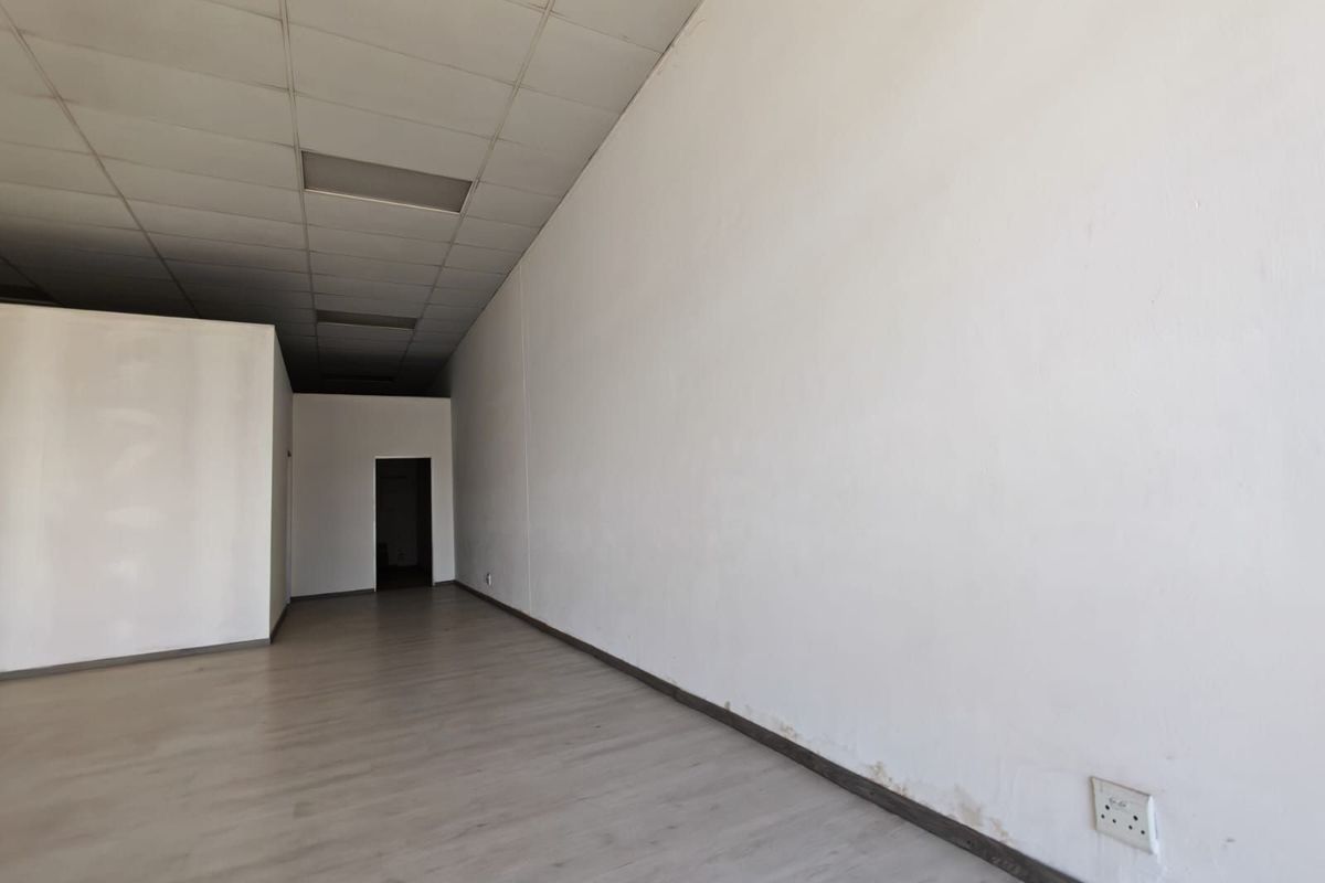 Commercial To Rent in Brakpan Central - Photo 2