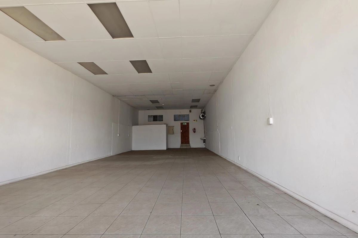 Commercial To Rent in Brakpan Central - Photo 2