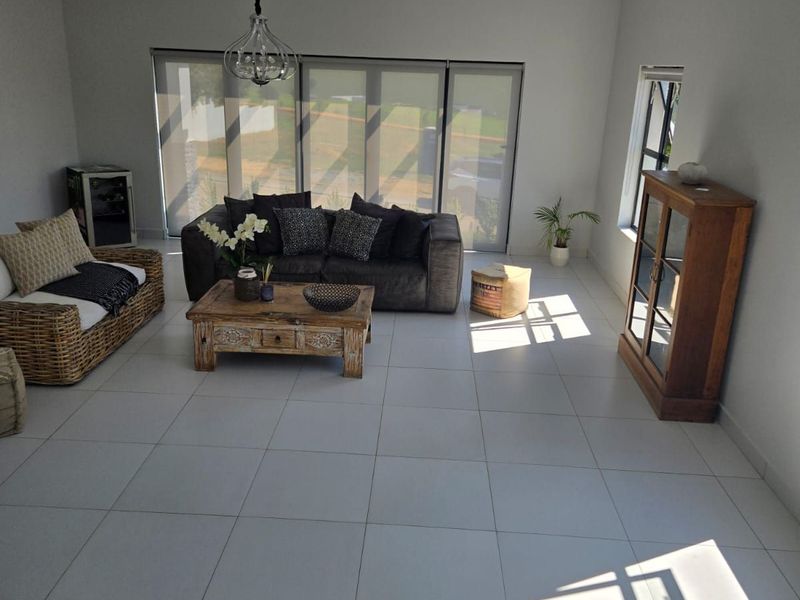 House To Rent in Mount Royal Golf Estate - Photo 6