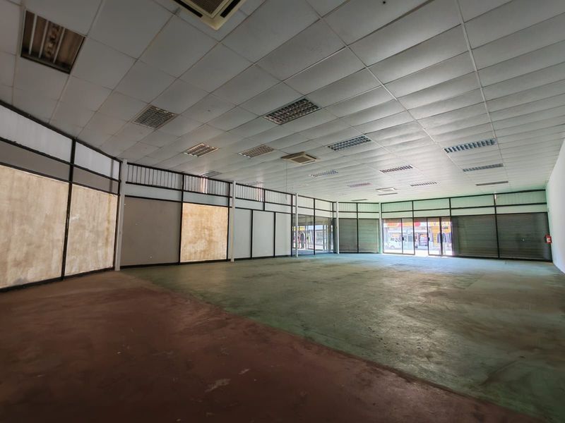 Commercial To Rent in Brakpan Central - Photo 2