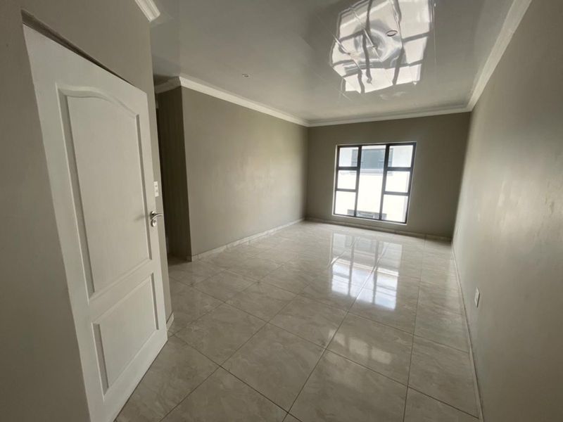 House For Sale in Zambezi Manor Lifestyle Estate - Photo 6