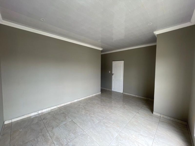 House For Sale in Zambezi Manor Lifestyle Estate - Photo 9