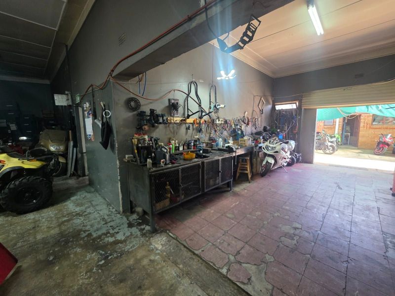 Industrial For Sale in West End - Photo 3