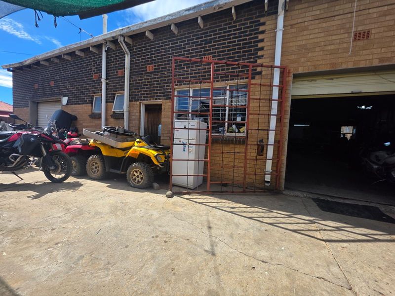 Industrial For Sale in West End - Photo 8