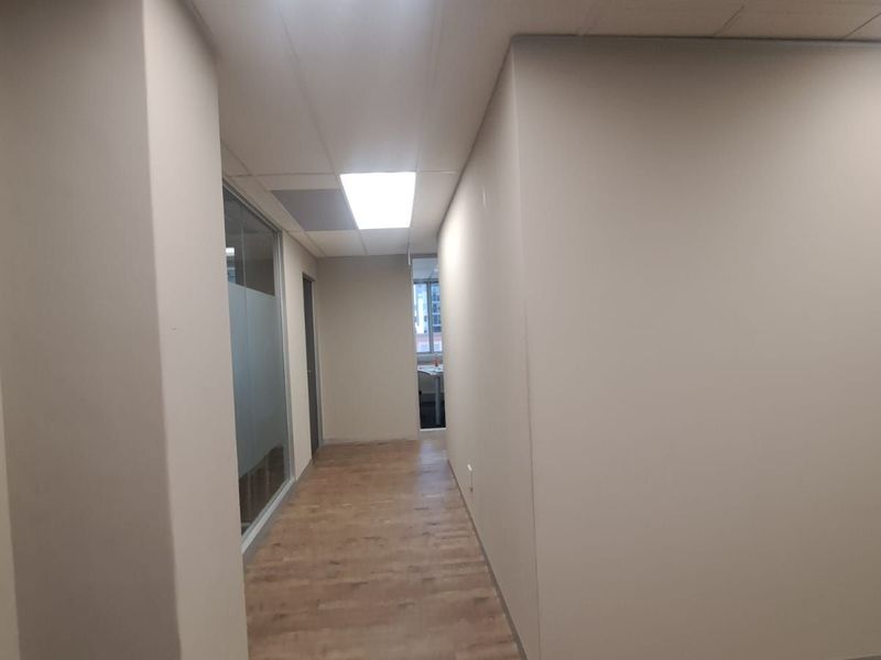 Commercial To Rent in Hatfield - Photo 2