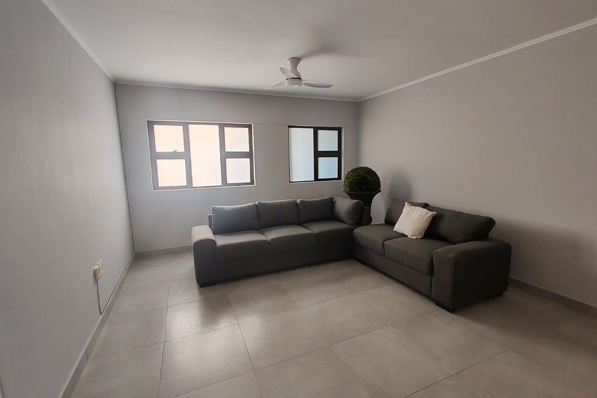 Apartment To Rent in Sinoville - Photo 2