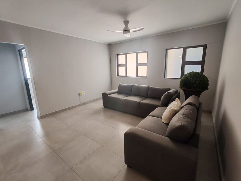 Apartment To Rent in Sinoville - Photo 3