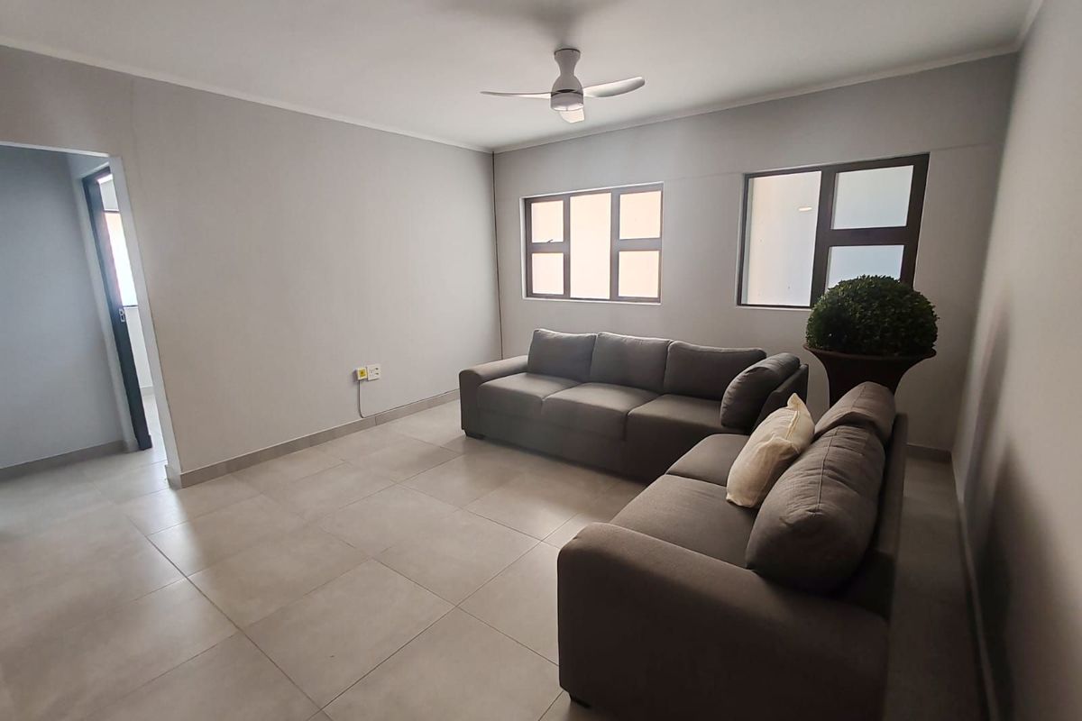 Apartment To Rent in Sinoville - Photo 3
