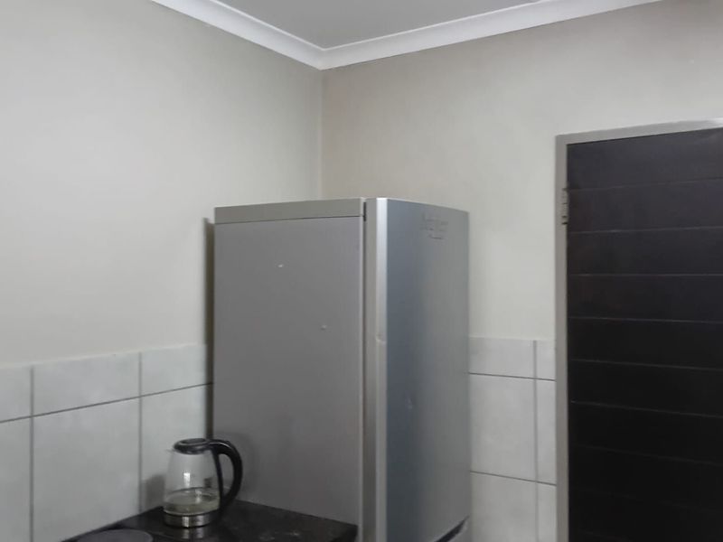 Apartment For Sale in Heuweloord - Photo 8