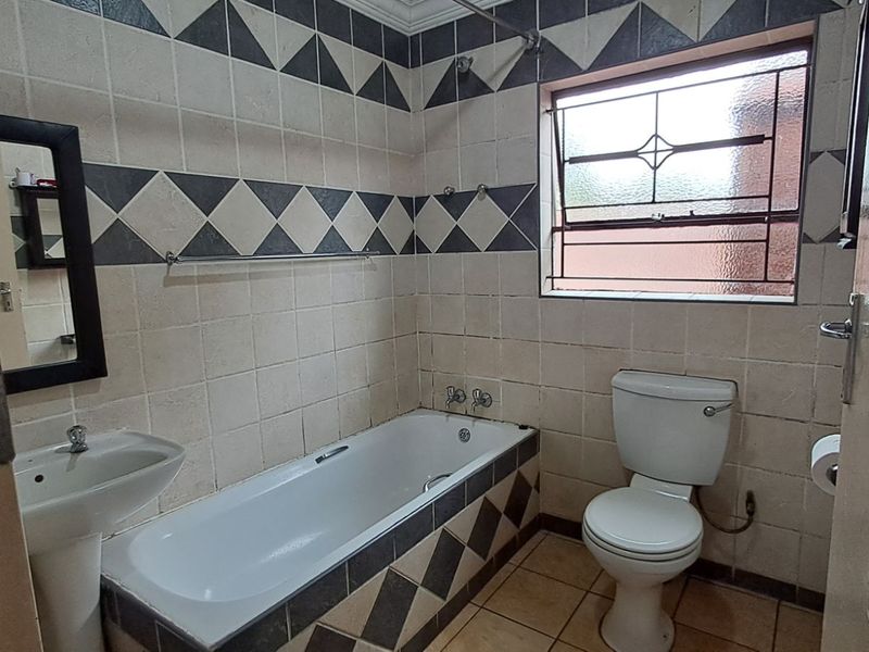 House For Sale in Philip Nel Park - Photo 8