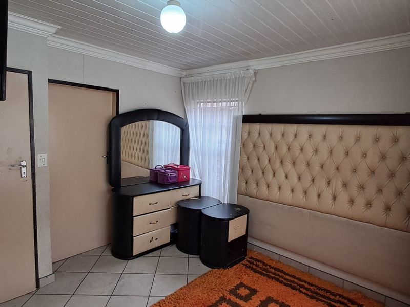 House For Sale in Philip Nel Park - Photo 10