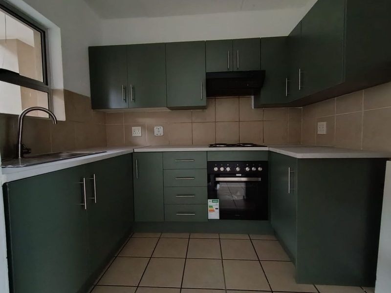 Apartment For Sale in Ferndale - Photo 2