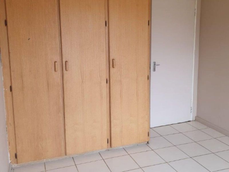 House For Sale in Ladybrand Central - Photo 7