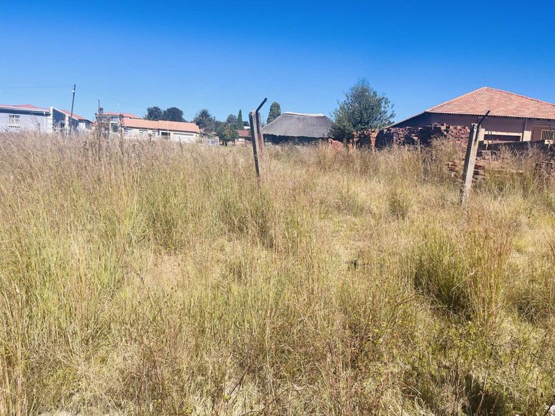House For Sale in Kinross - Photo 2