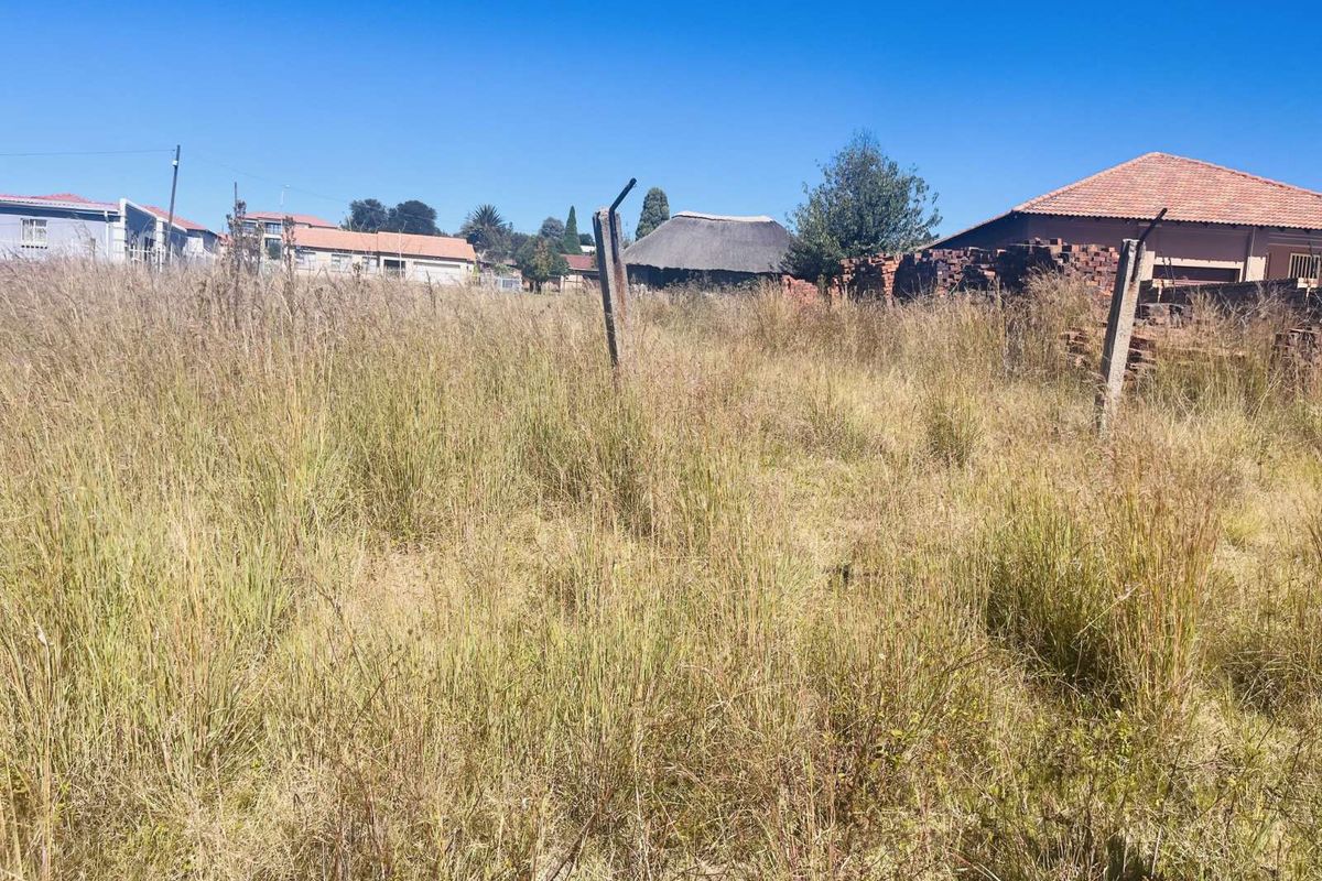House For Sale in Kinross - Photo 2