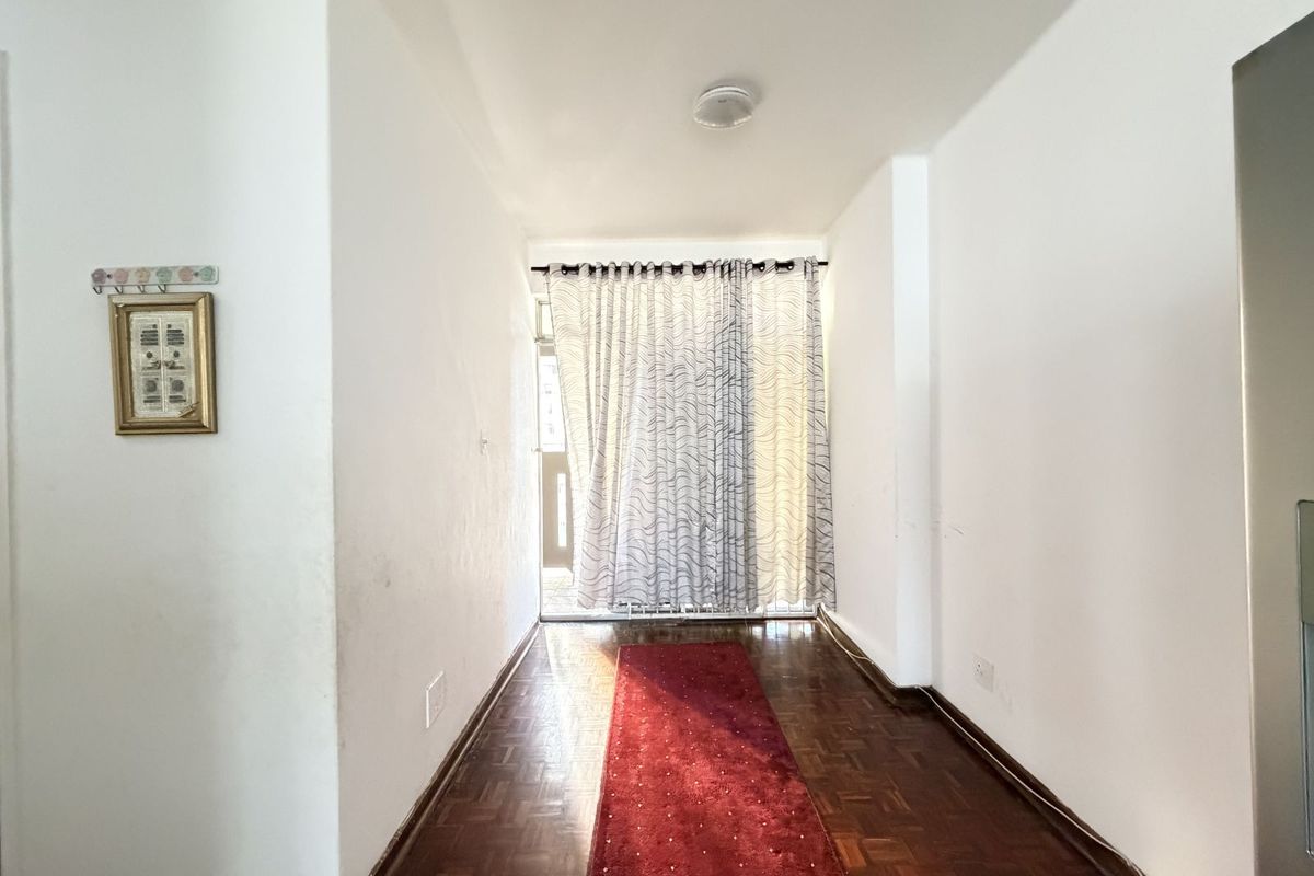 Apartment For Sale in North Beach - Photo 2