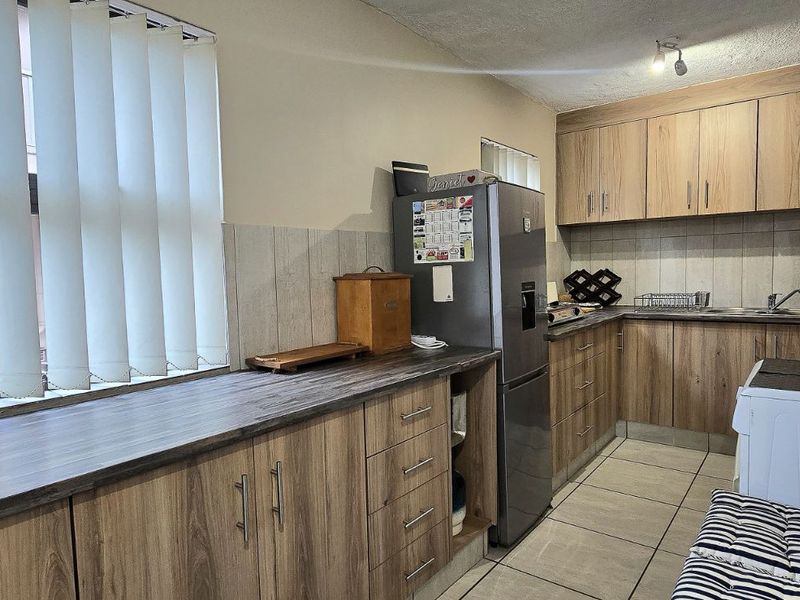 Apartment To Rent in Hartenbos Central - Photo 5