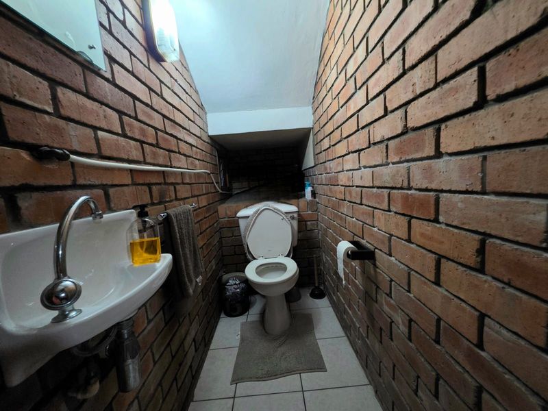 House To Rent in Secunda Central - Photo 6