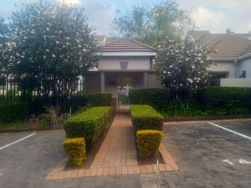 Apartment For Sale in Rivonia - Photo 6