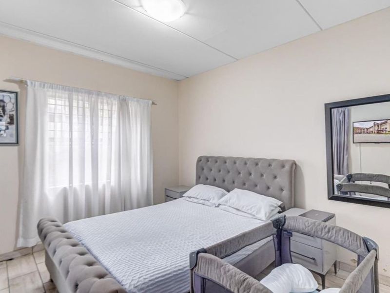 Apartment To Rent in Sundowner - Photo 9