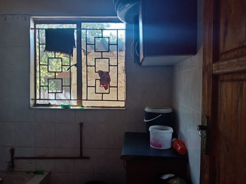 House For Sale in Soshanguve Ext - Photo 10