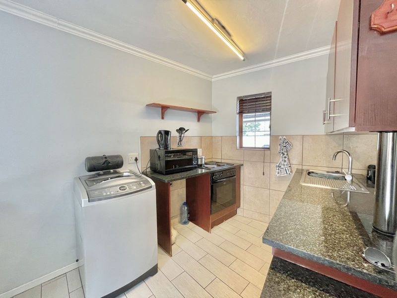 Apartment For Sale in Riviera - Photo 9