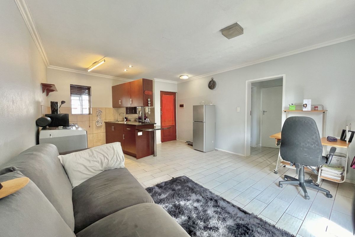 Apartment For Sale in Riviera - Photo 5