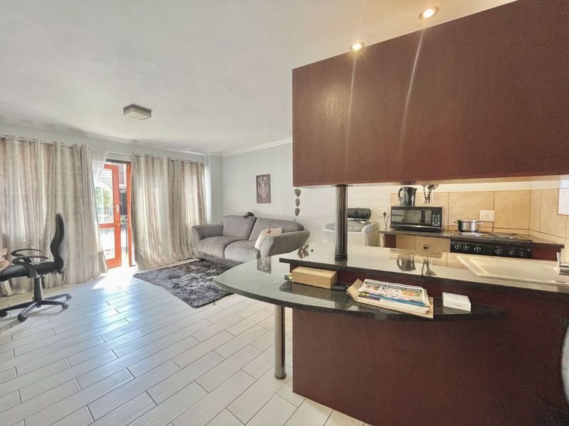 Apartment For Sale in Riviera - Photo 7