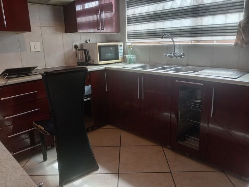 House For Sale in Soshanguve Ext - Photo 3