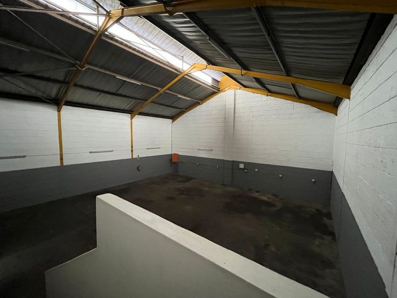 Industrial To Rent in Silvertondale - Photo 5