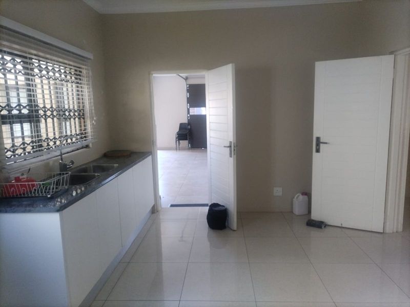 House For Sale in Hammanskraal Central - Photo 9