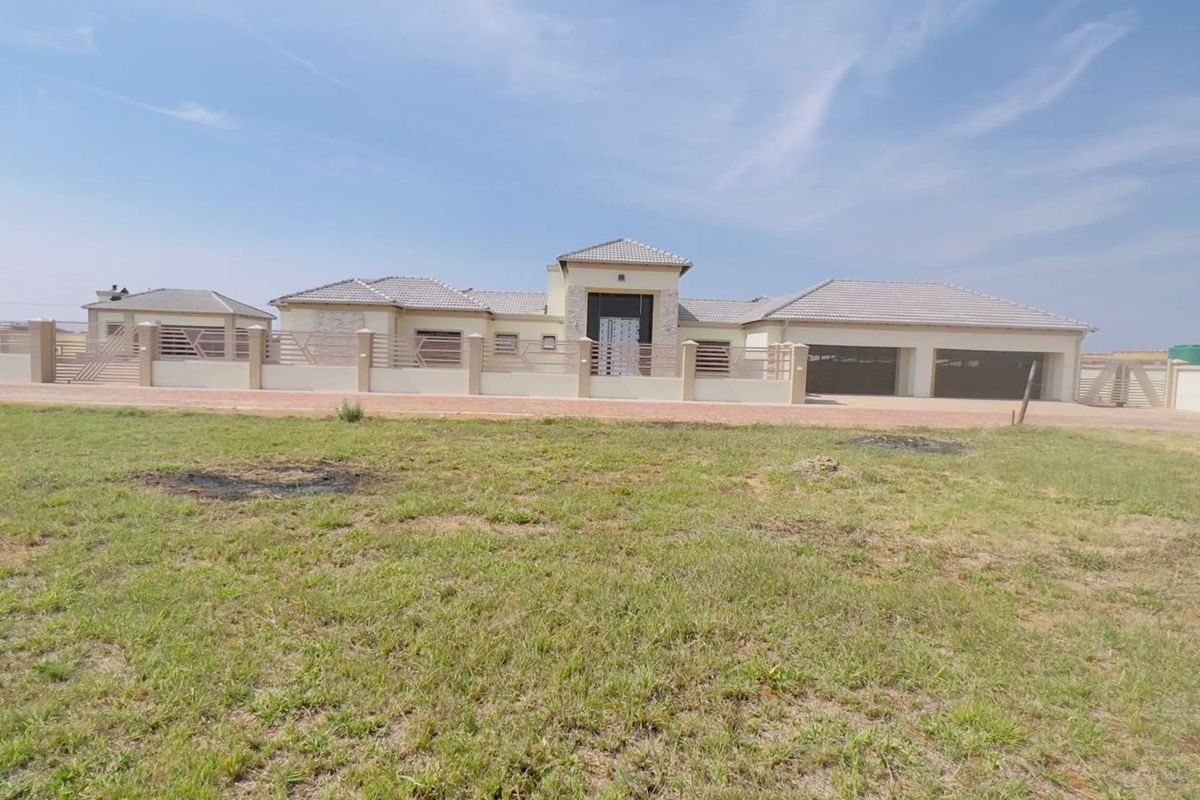 House For Sale in Hammanskraal Central - Photo 5