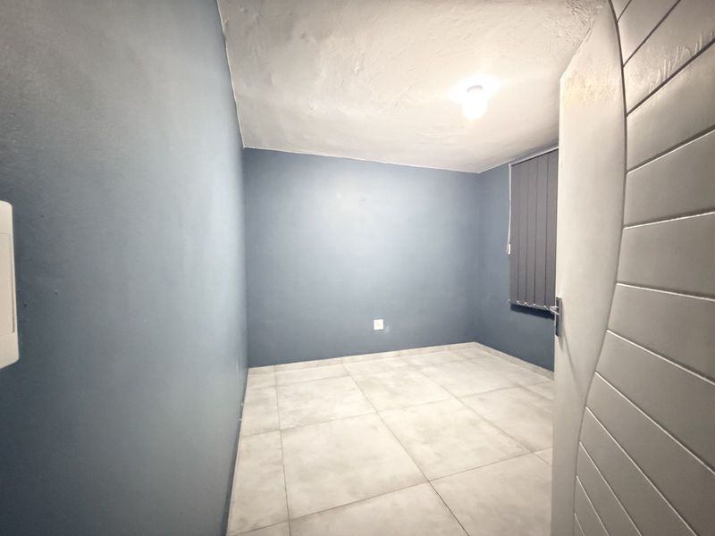 Apartment For Sale in Amanzimtoti - Photo 10