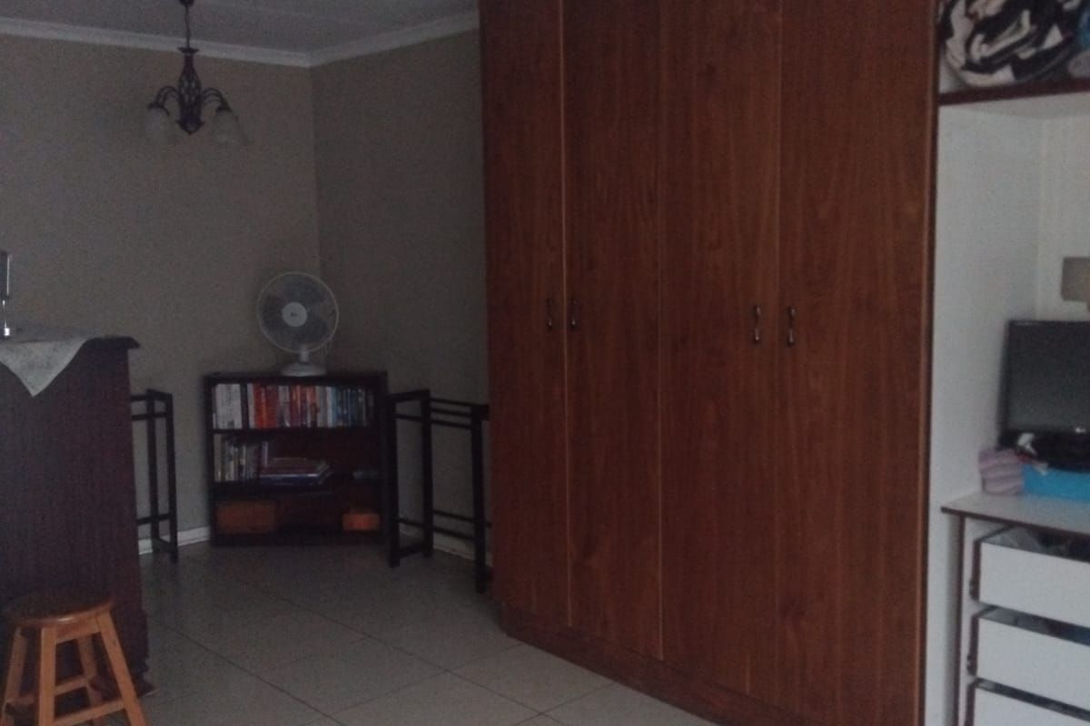 House For Sale in Albertville - Photo 4