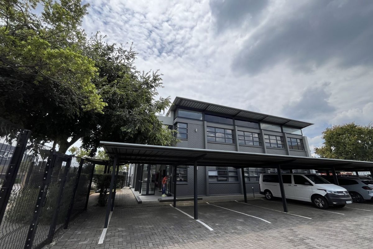 Office To Rent in Doornkloof - Photo 4