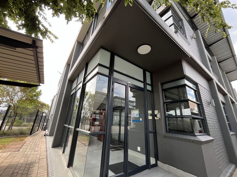 Office To Rent in Doornkloof - Photo 9