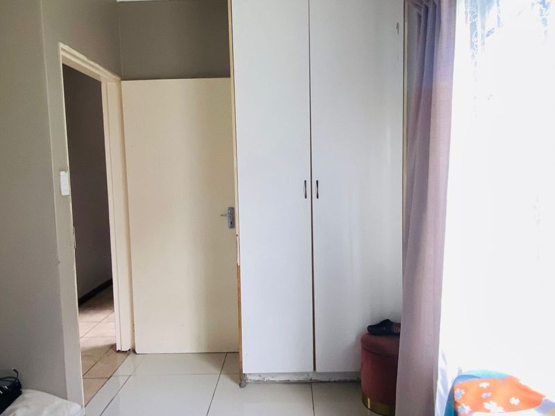 House To Rent in Jackaroo Park - Photo 10